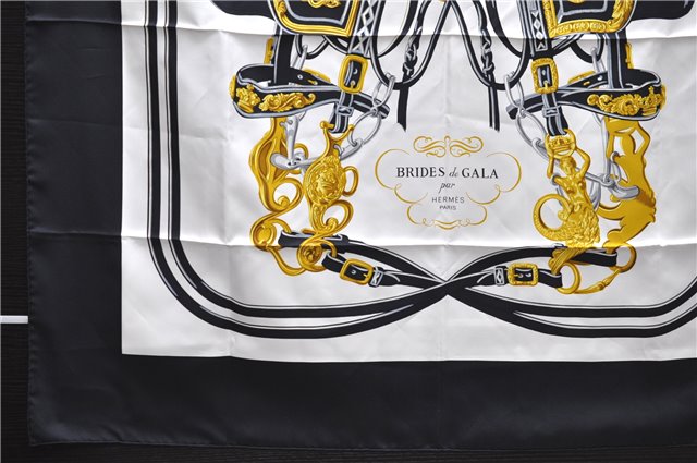 Authentic HERMES Carre 90 Scarf 