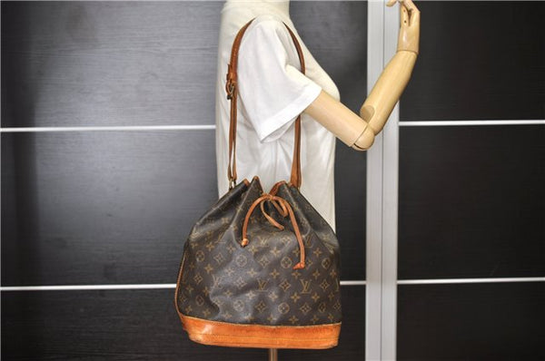 Authentic Louis Vuitton Monogram Noe Shoulder Drawstring Bag M42224 LV 1144G