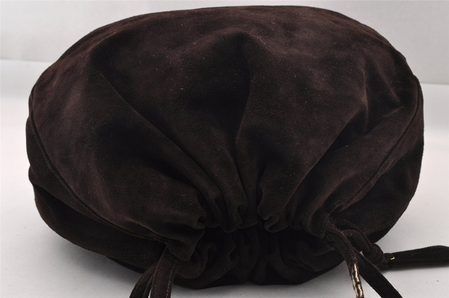Authentic CHANEL Vintage Suede Shoulder Drawstring Bag Brown 1147I