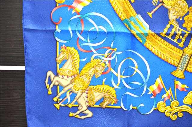 Authentic HERMES Carre 90 Scarf 