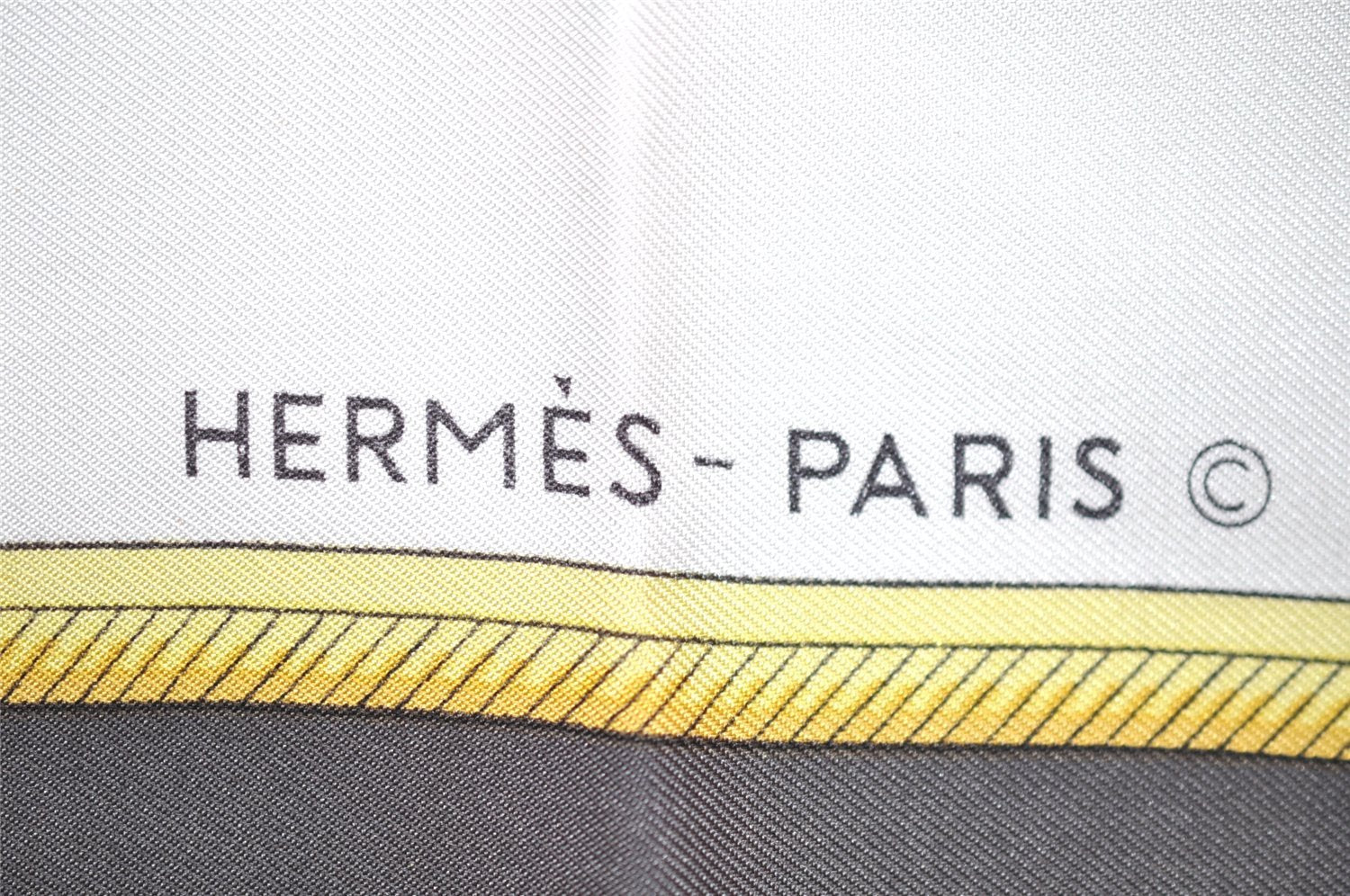 Authentic HERMES Carre 90 Scarf 