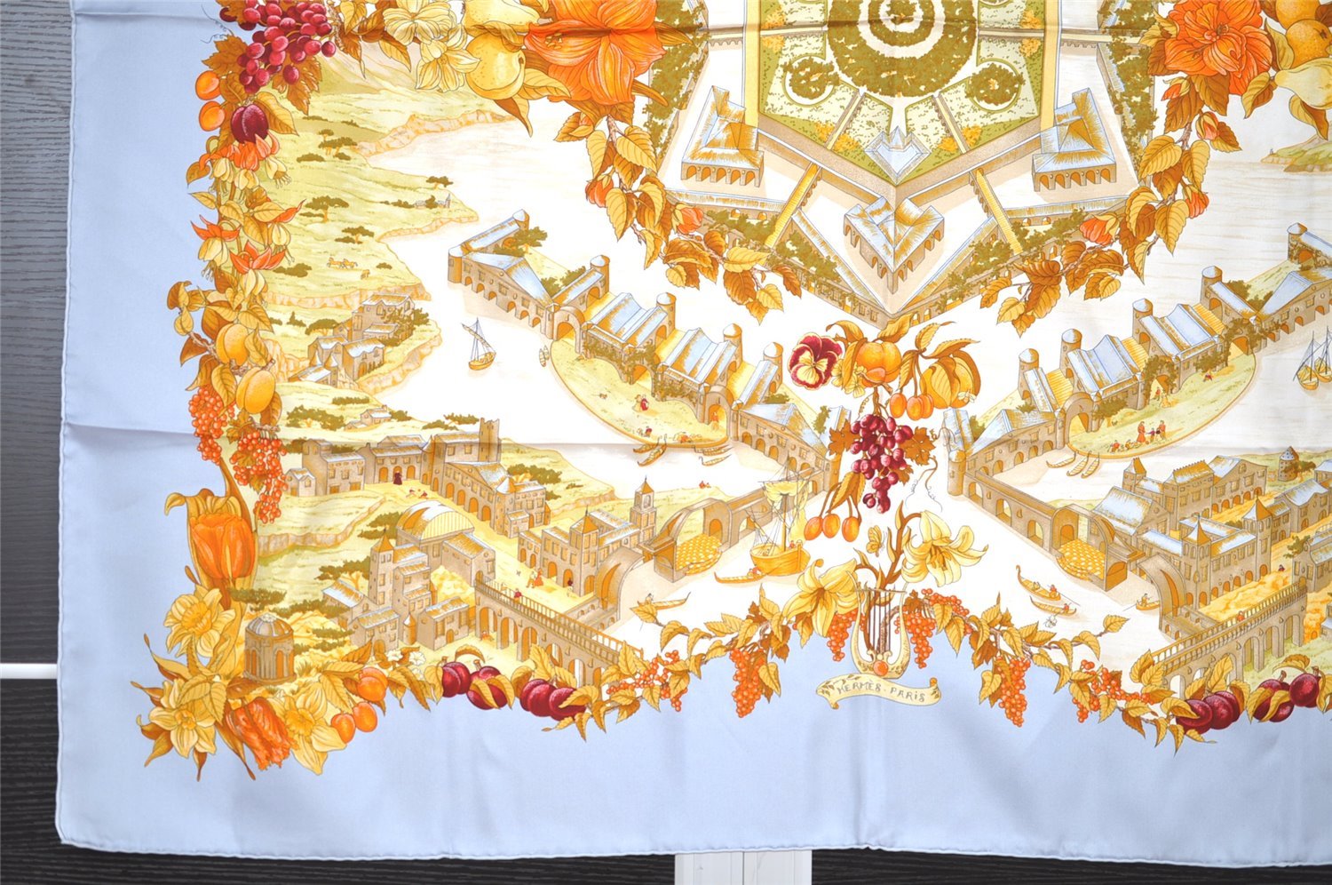 Authentic HERMES Carre 90 Scarf 