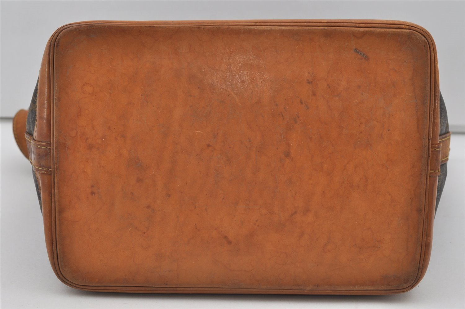 Authentic Louis Vuitton Monogram Noe Shoulder Drawstring Bag M42224 LV 1203I