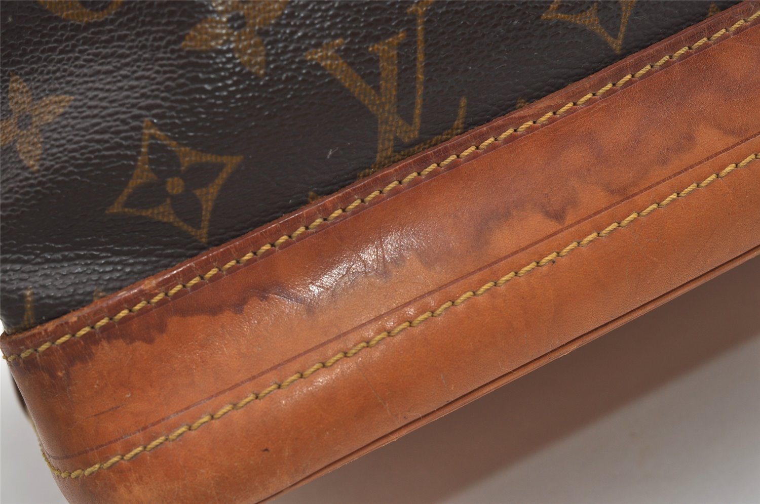 Authentic Louis Vuitton Monogram Noe Shoulder Drawstring Bag M42224 LV 1203I