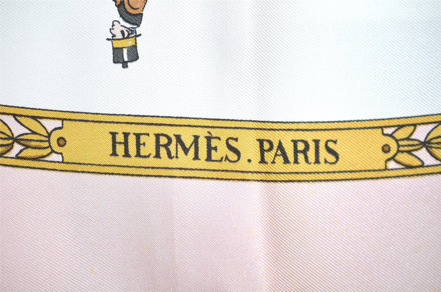 Authentic HERMES Carre 90 Scarf 