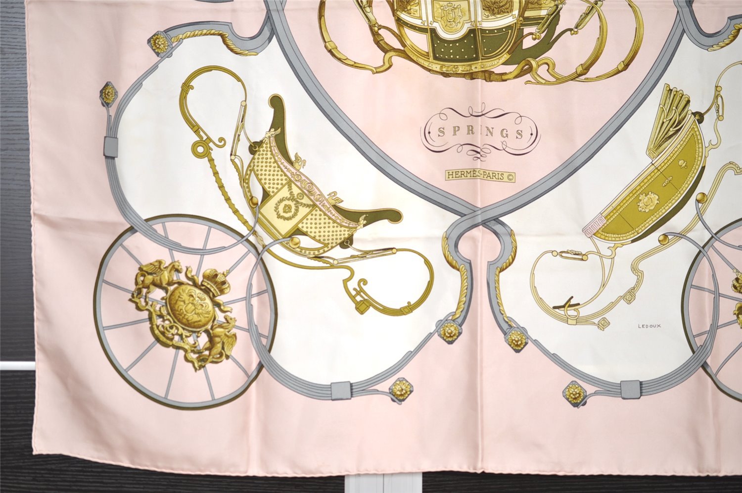 Authentic HERMES Carre 90 Scarf 