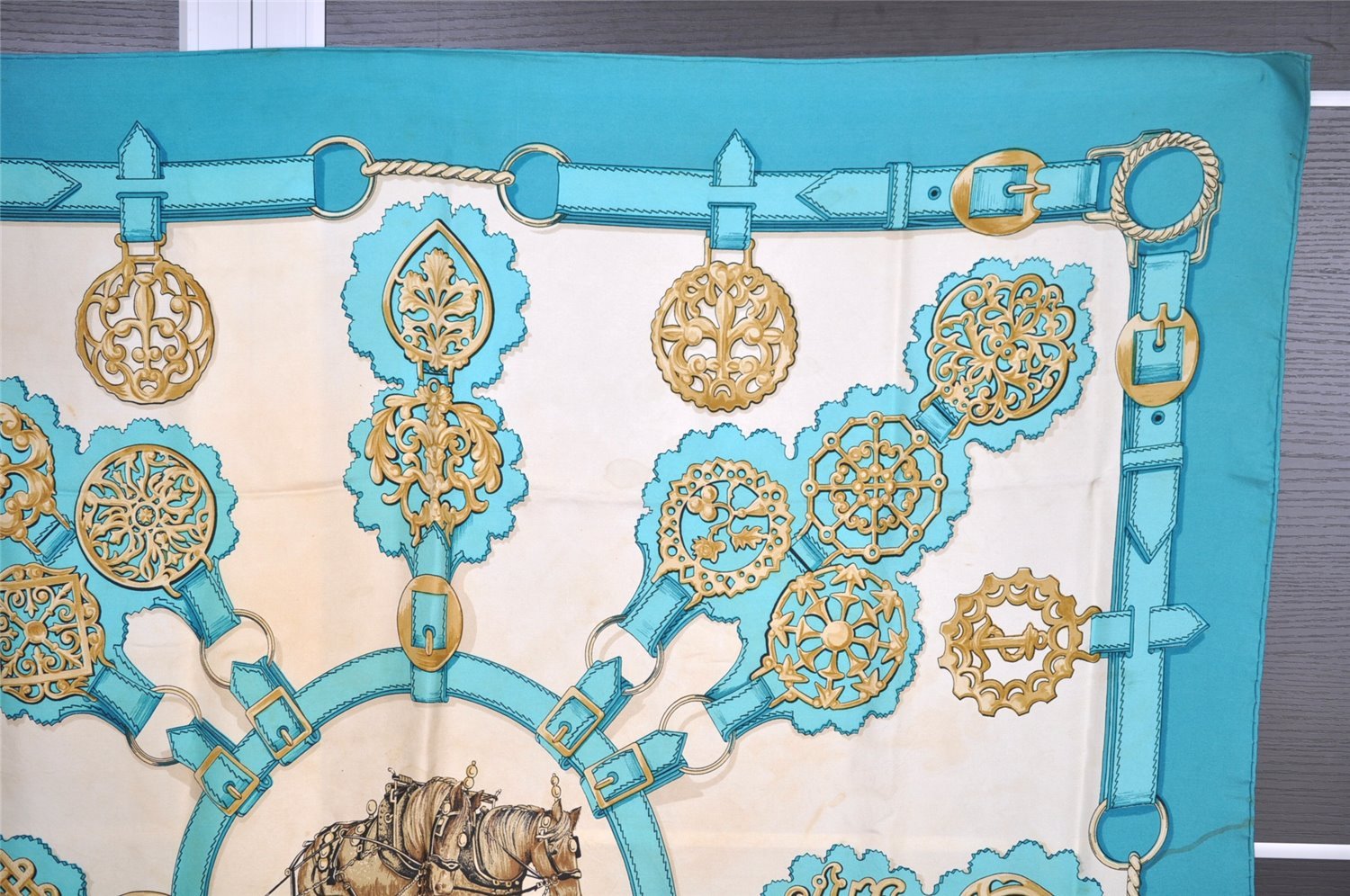 Authentic HERMES Carre 90 Scarf 