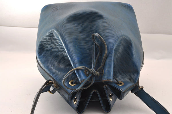 Authentic Louis Vuitton Epi Petit Noe Shoulder Drawstring Bag M44105 Blue 1221I