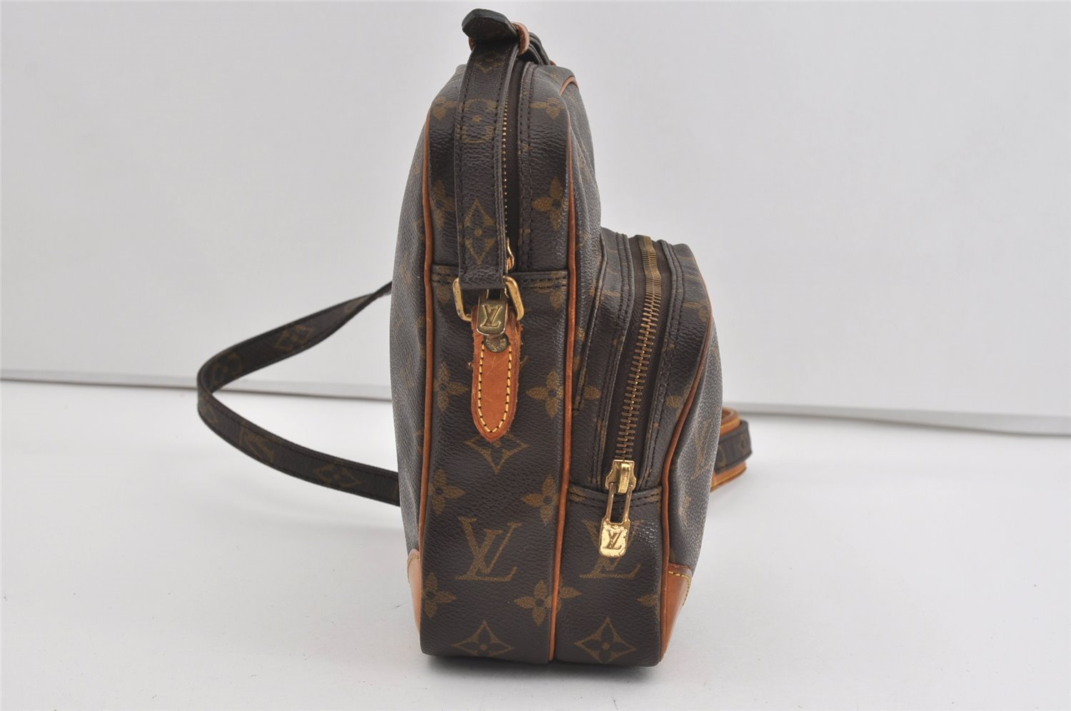 Authentic Louis Vuitton Monogram Amazone Shoulder Cross Body Bag M45236 LV 1235I