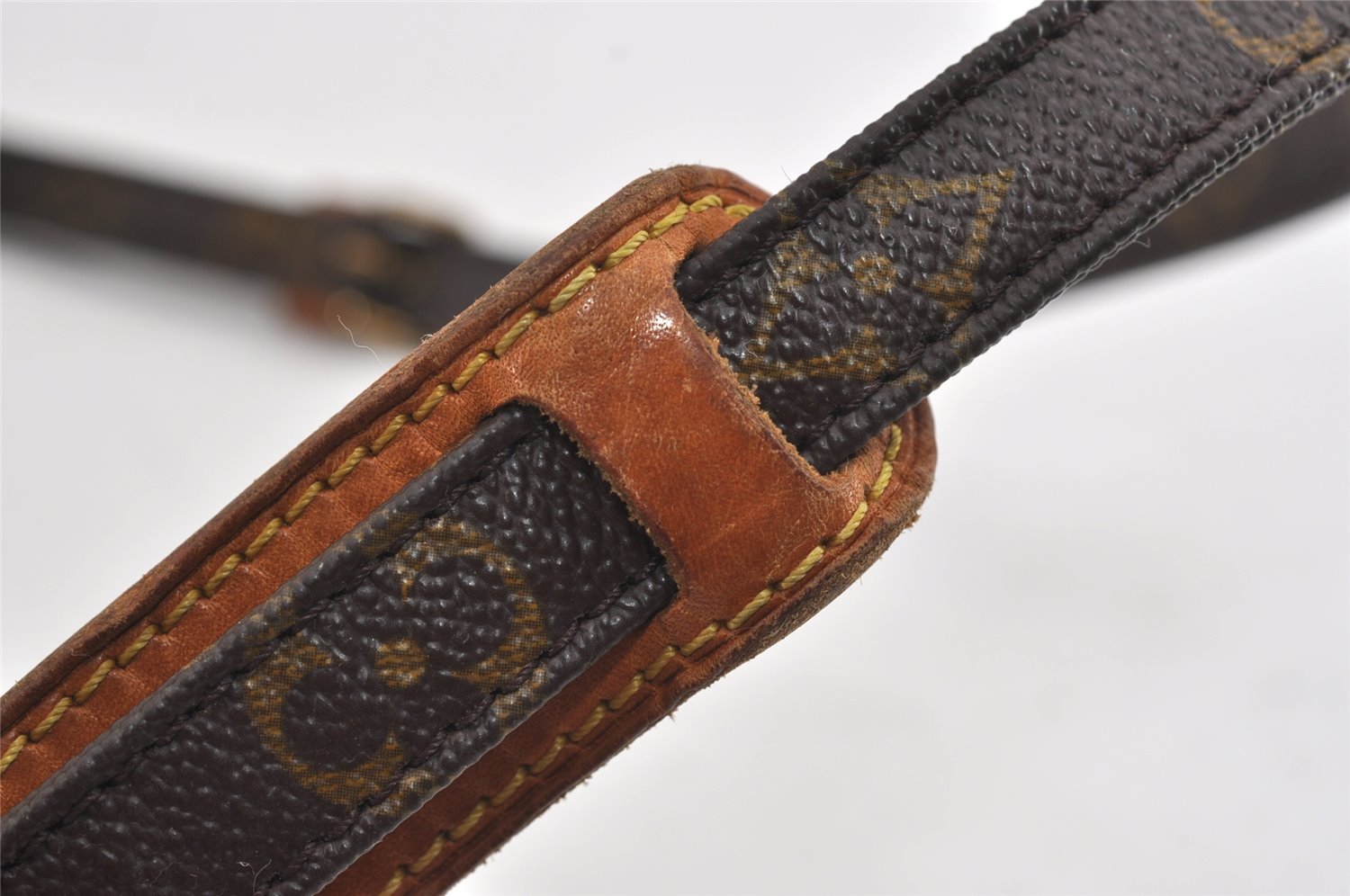 Authentic Louis Vuitton Monogram Amazone Shoulder Cross Body Bag M45236 LV 1235I