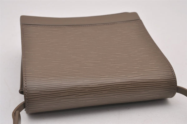 Authentic Louis Vuitton Epi Biarritz Shoulder Bag Purse Gray M5293C LV 1247I