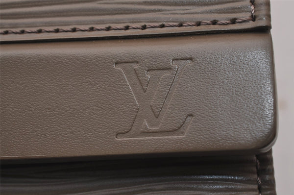 Authentic Louis Vuitton Epi Biarritz Shoulder Bag Purse Gray M5293C LV 1247I