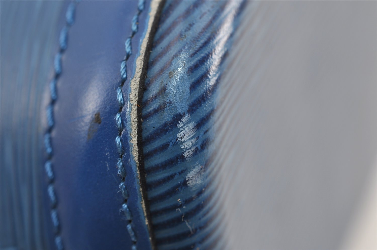 Authentic Louis Vuitton Epi Lussac Shoulder Tote Bag Blue M52285 LV 1248I