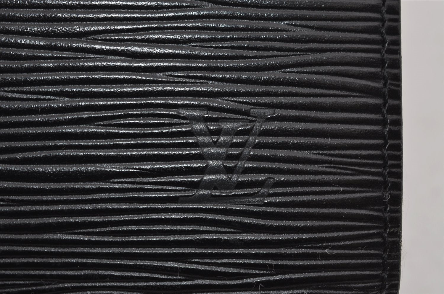 Authentic Louis Vuitton Epi Pochette Homme Clutch Hand Bag Black M52522 LV 1249I