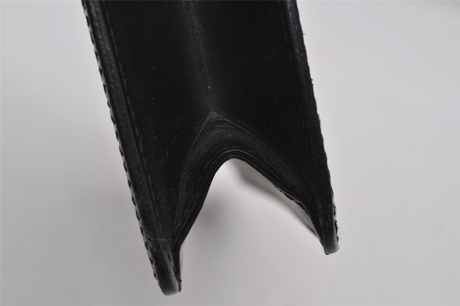 Authentic Louis Vuitton Epi Pochette Homme Clutch Hand Bag Black M52522 LV 1249I