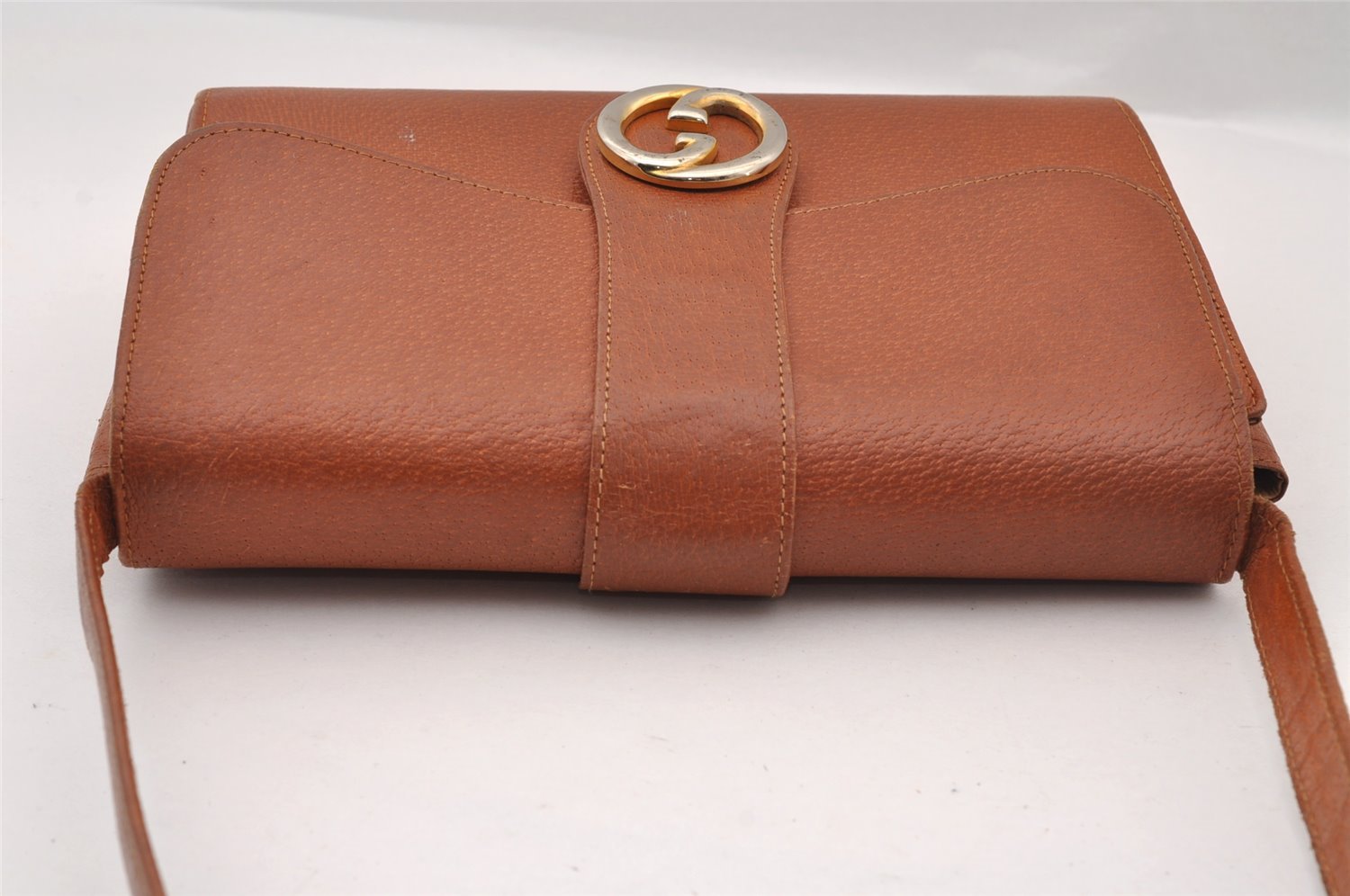 Authentic GUCCI Vintage Shoulder Cross Body Bag Purse Leather Brown 1252I