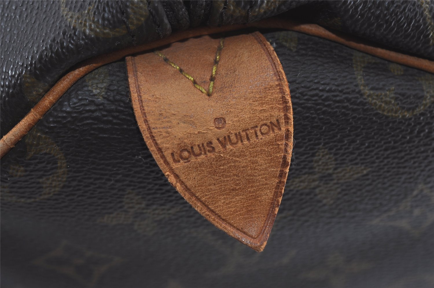 Authentic Louis Vuitton Monogram Keepall 50 Travel Boston Bag M41426 LV 1261I