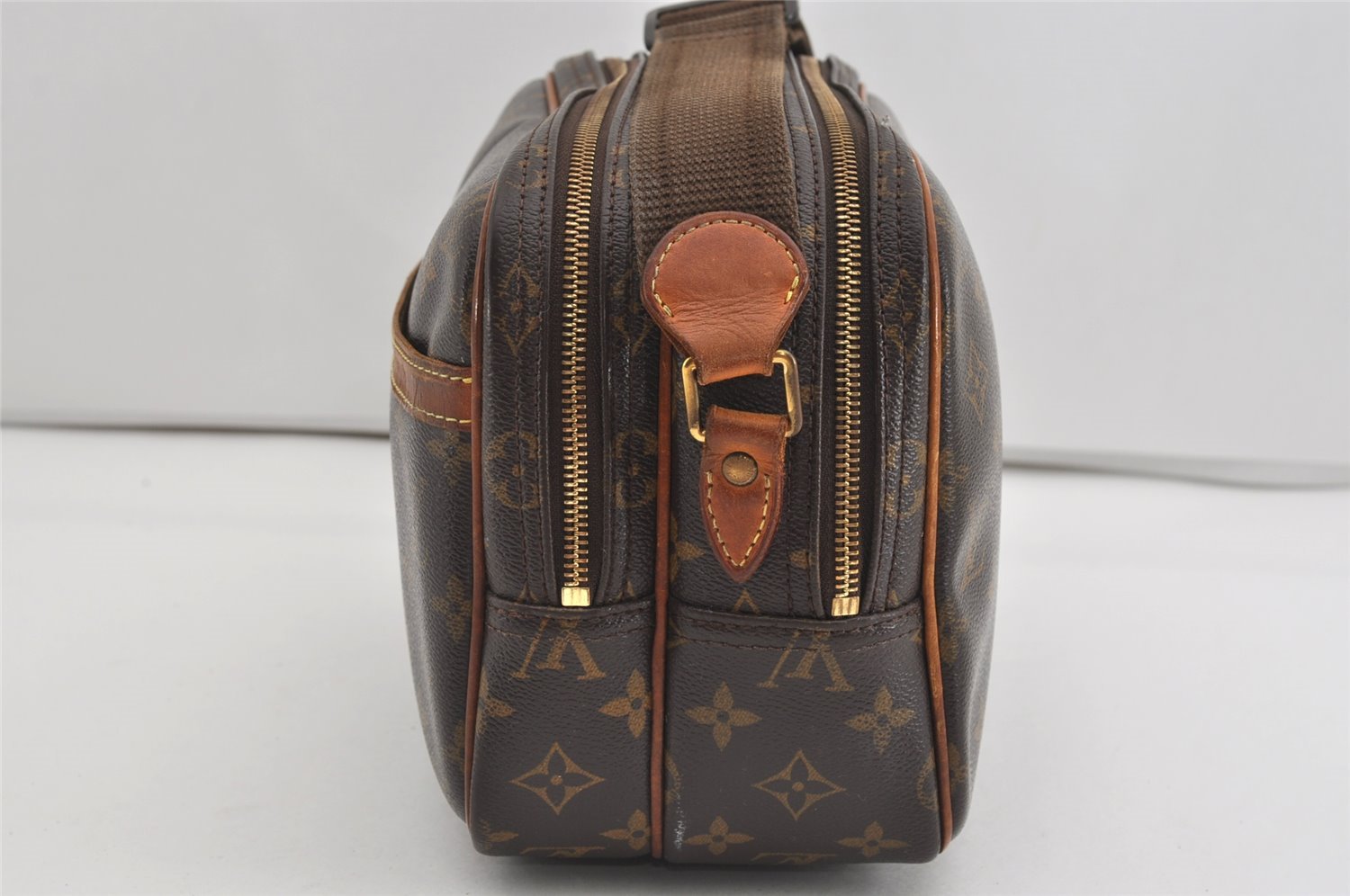 Authentic Louis Vuitton Monogram Reporter PM Shoulder Cross Bag M45254 LV 1264I