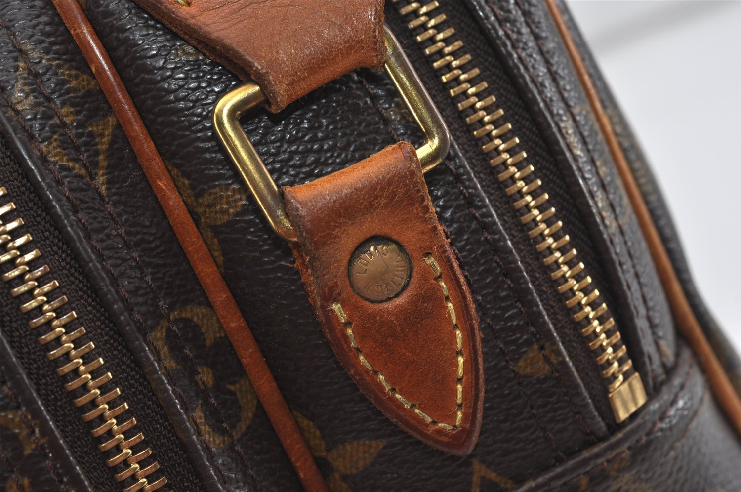 Authentic Louis Vuitton Monogram Reporter PM Shoulder Cross Bag M45254 LV 1264I