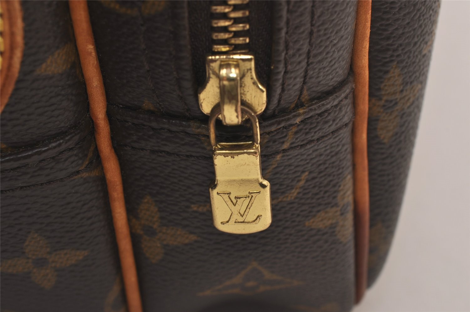 Authentic Louis Vuitton Monogram Reporter PM Shoulder Cross Bag M45254 LV 1272I