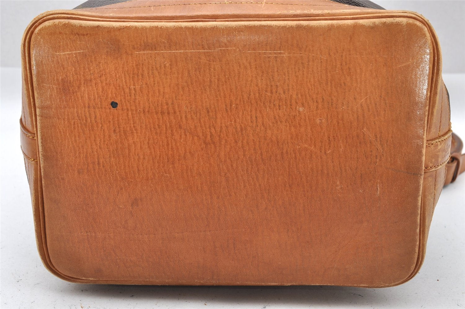 Authentic Louis Vuitton Monogram Noe Shoulder Drawstring Bag Old Model LV 1281I