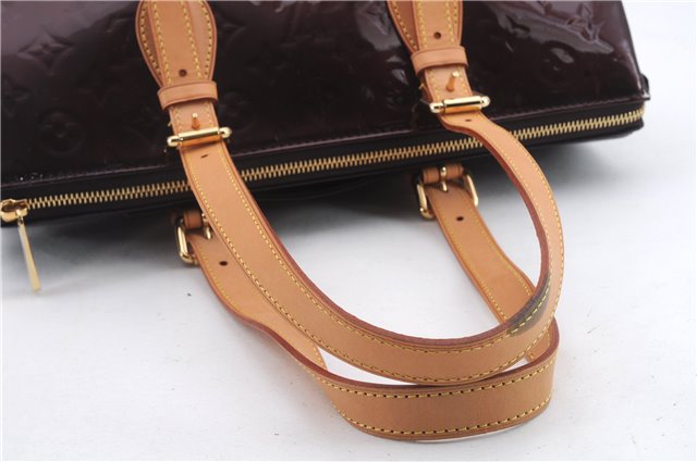 Auth Louis Vuitton Vernis Rose Wood Avenue Shoulder Bag Wine Red M93510 LV 1284D