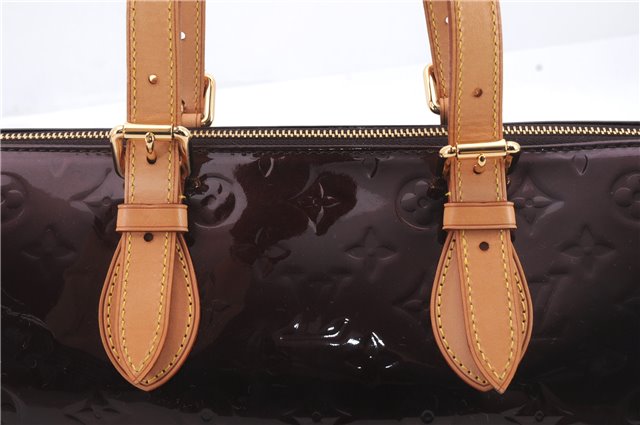 Auth Louis Vuitton Vernis Rose Wood Avenue Shoulder Bag Wine Red M93510 LV 1284D