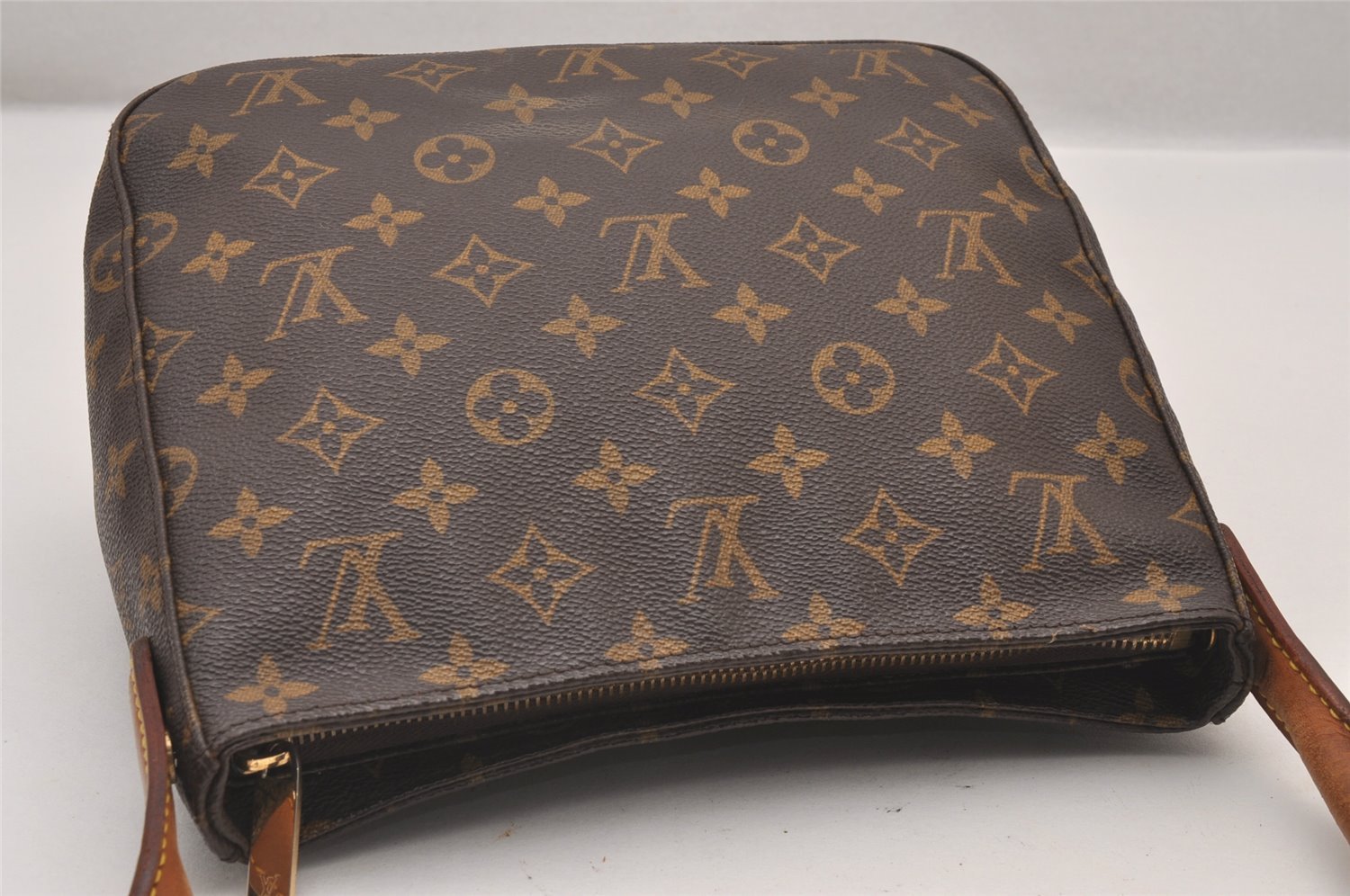 Authentic Louis Vuitton Monogram Looping MM Shoulder Bag M51146 LV 1295I