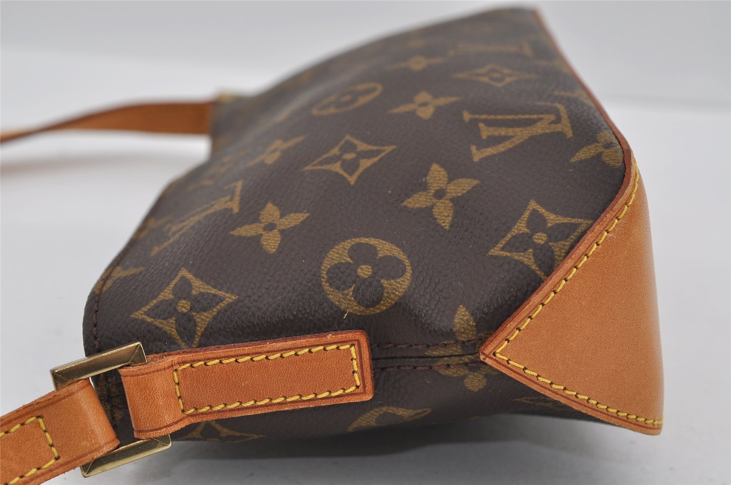 Authentic Louis Vuitton Monogram Trotteur Shoulder Cross Bag M51240 LV 1307I