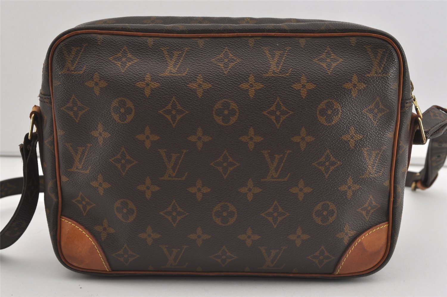 Authentic Louis Vuitton Monogram Nile Shoulder Cross Body Bag M45244 LV 1310I