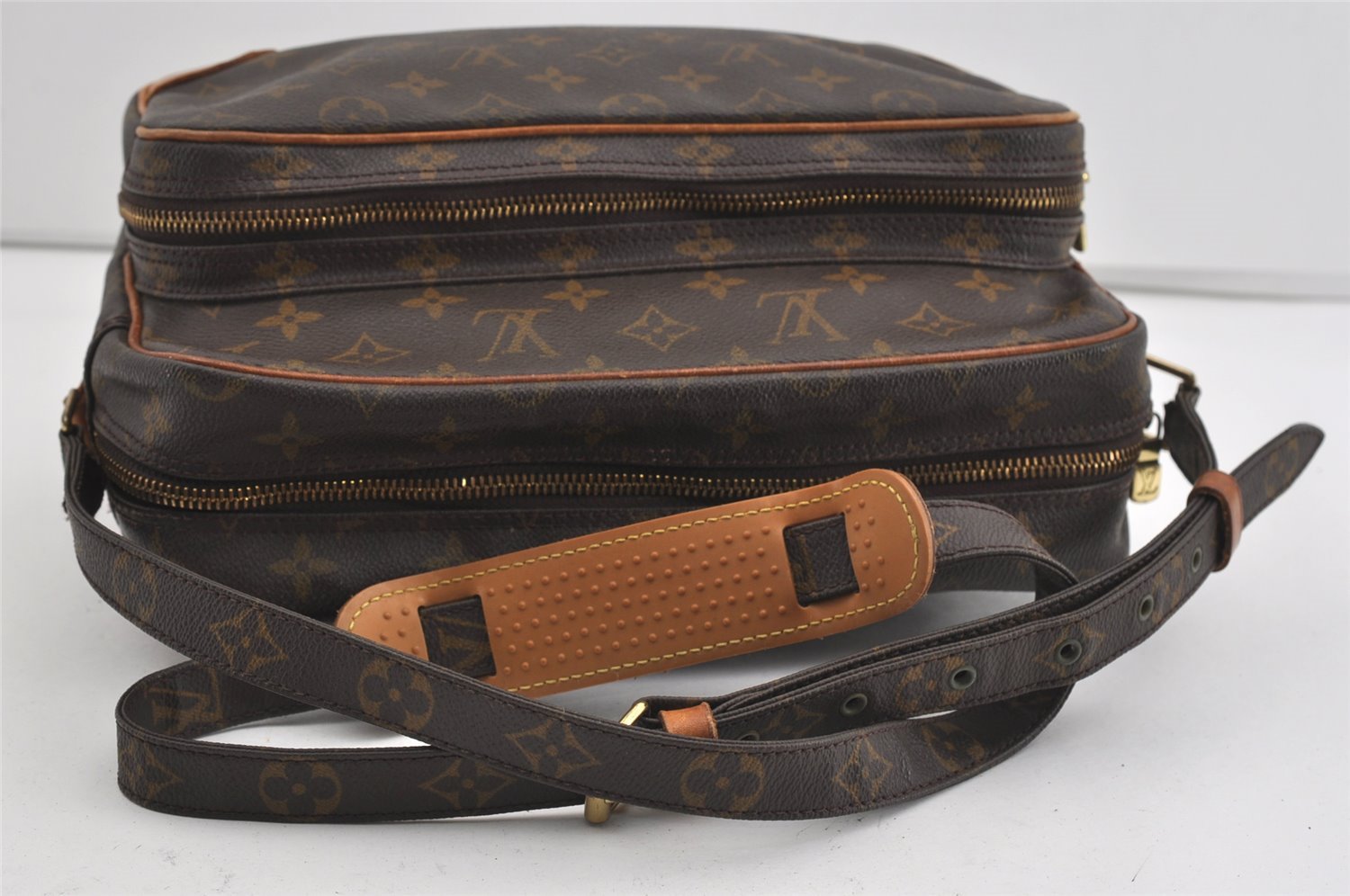 Authentic Louis Vuitton Monogram Nile Shoulder Cross Body Bag M45244 LV 1310I