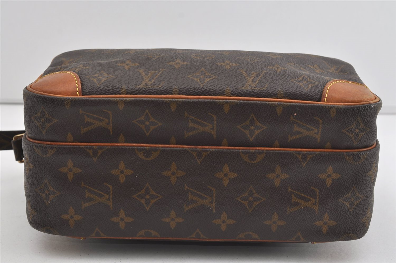 Authentic Louis Vuitton Monogram Nile Shoulder Cross Body Bag M45244 LV 1310I