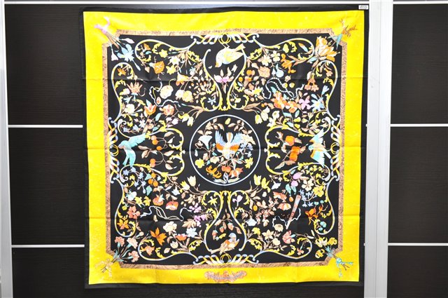 Auth HERMES Carre 90 Scarf 