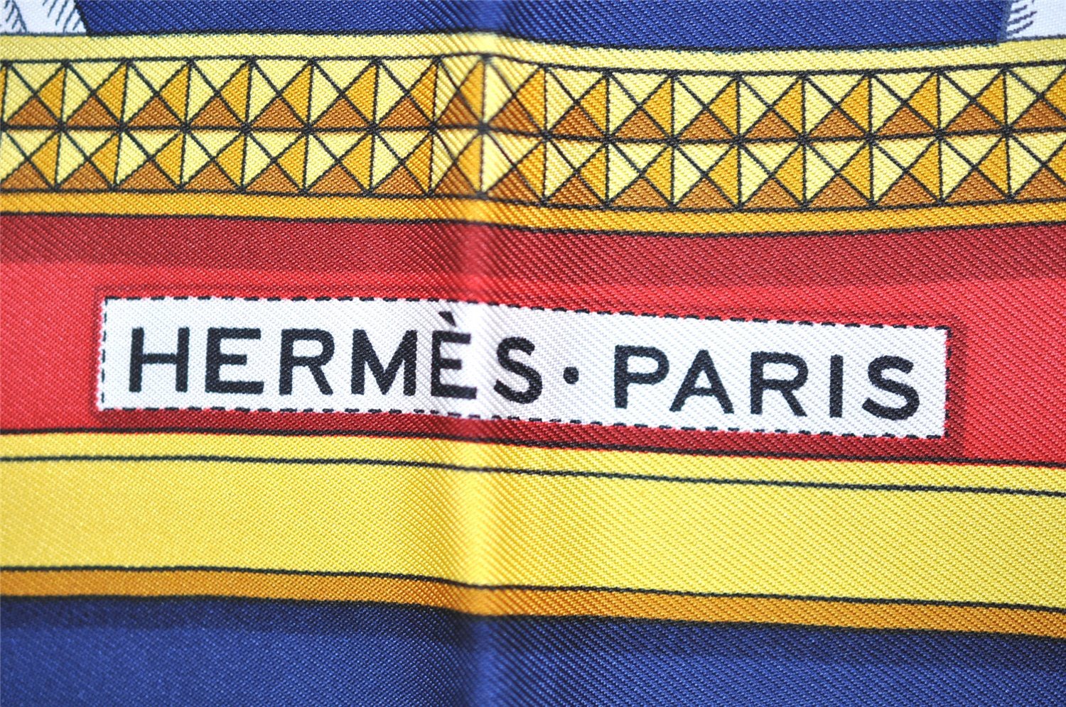 Authentic HERMES Carre 90 Scarf 