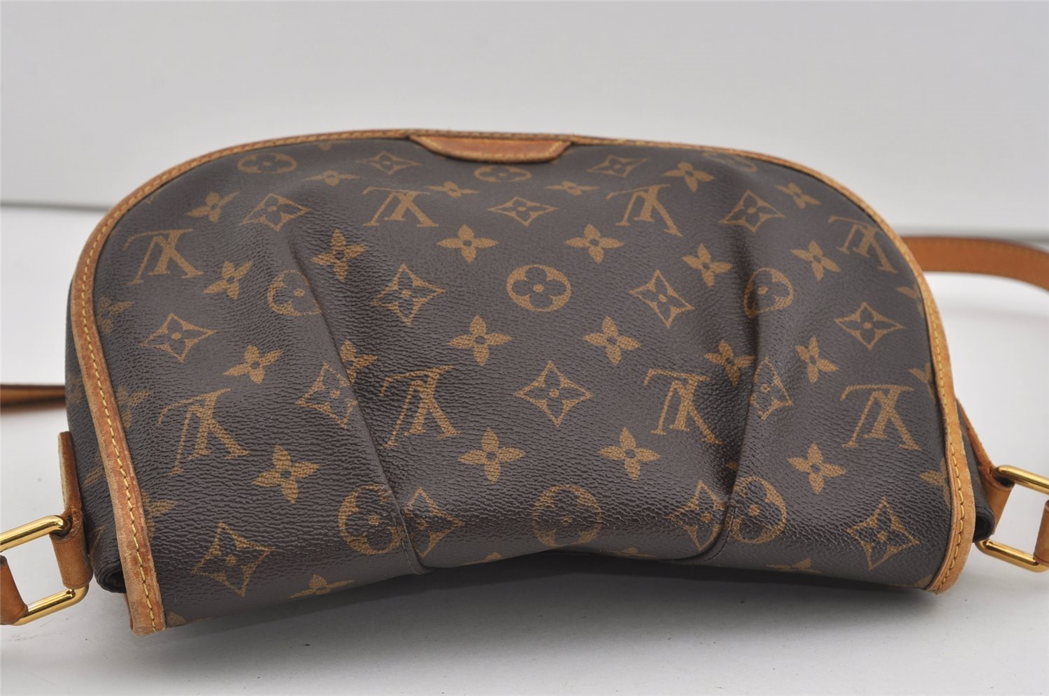 Authentic Louis Vuitton Monogram Menilmontant PM M40474 Shoulder Cross Bag 1324I
