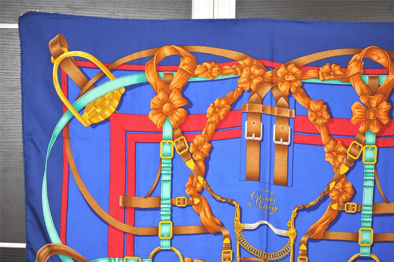 Authentic HERMES Carre 90 Scarf 