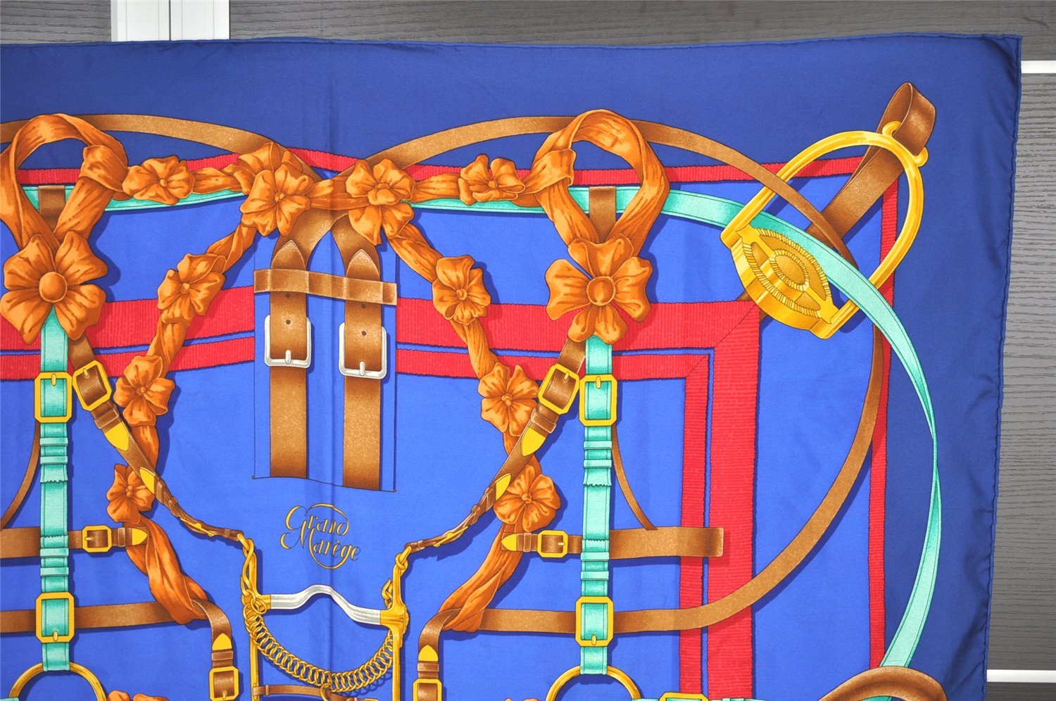 Authentic HERMES Carre 90 Scarf 