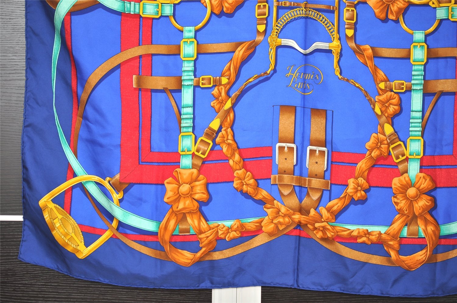 Authentic HERMES Carre 90 Scarf 