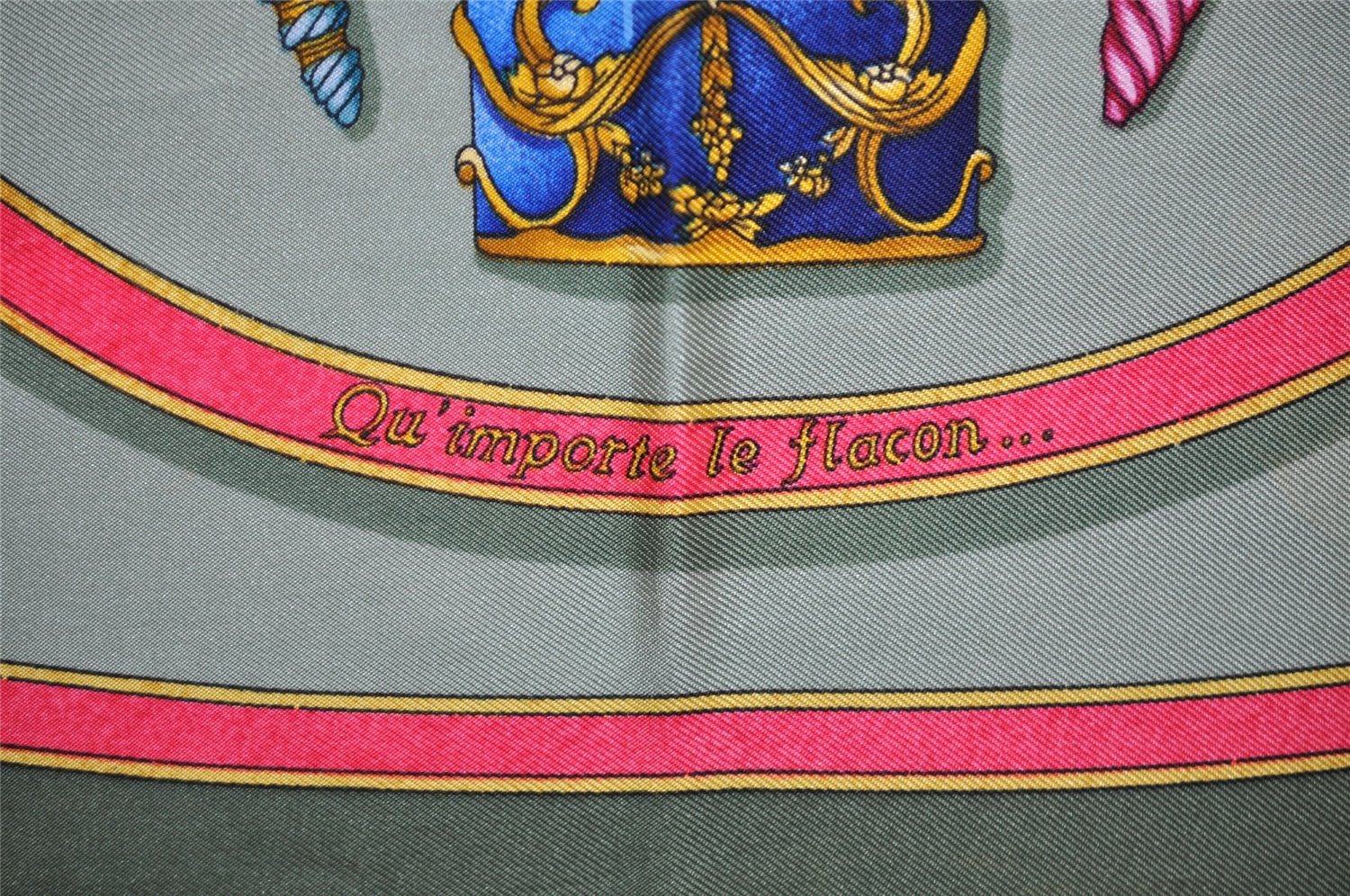 Authentic HERMES Carre 90 Scarf 