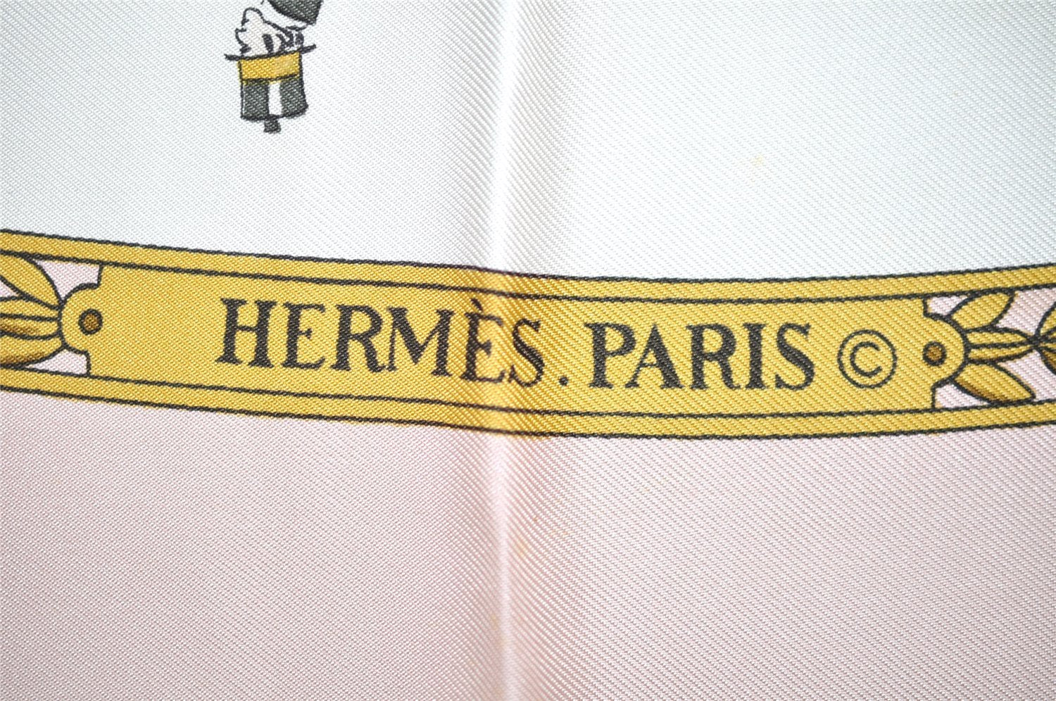 Authentic HERMES Carre 90 Scarf 