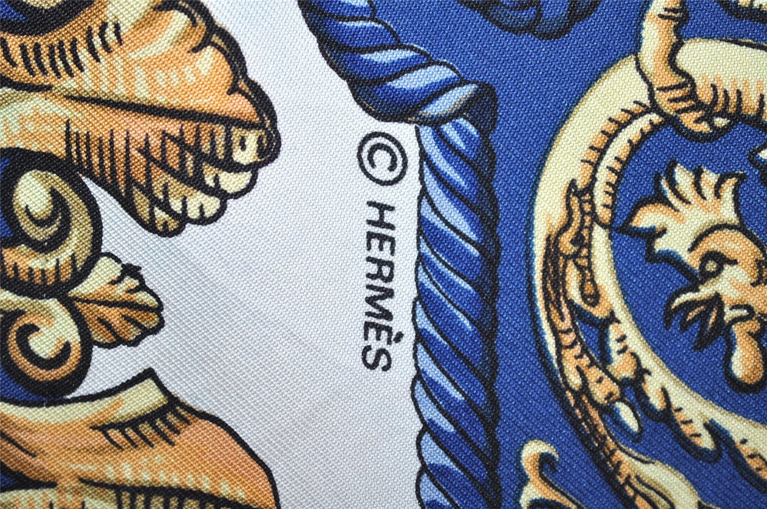 Authentic HERMES Carre 90 Scarf 