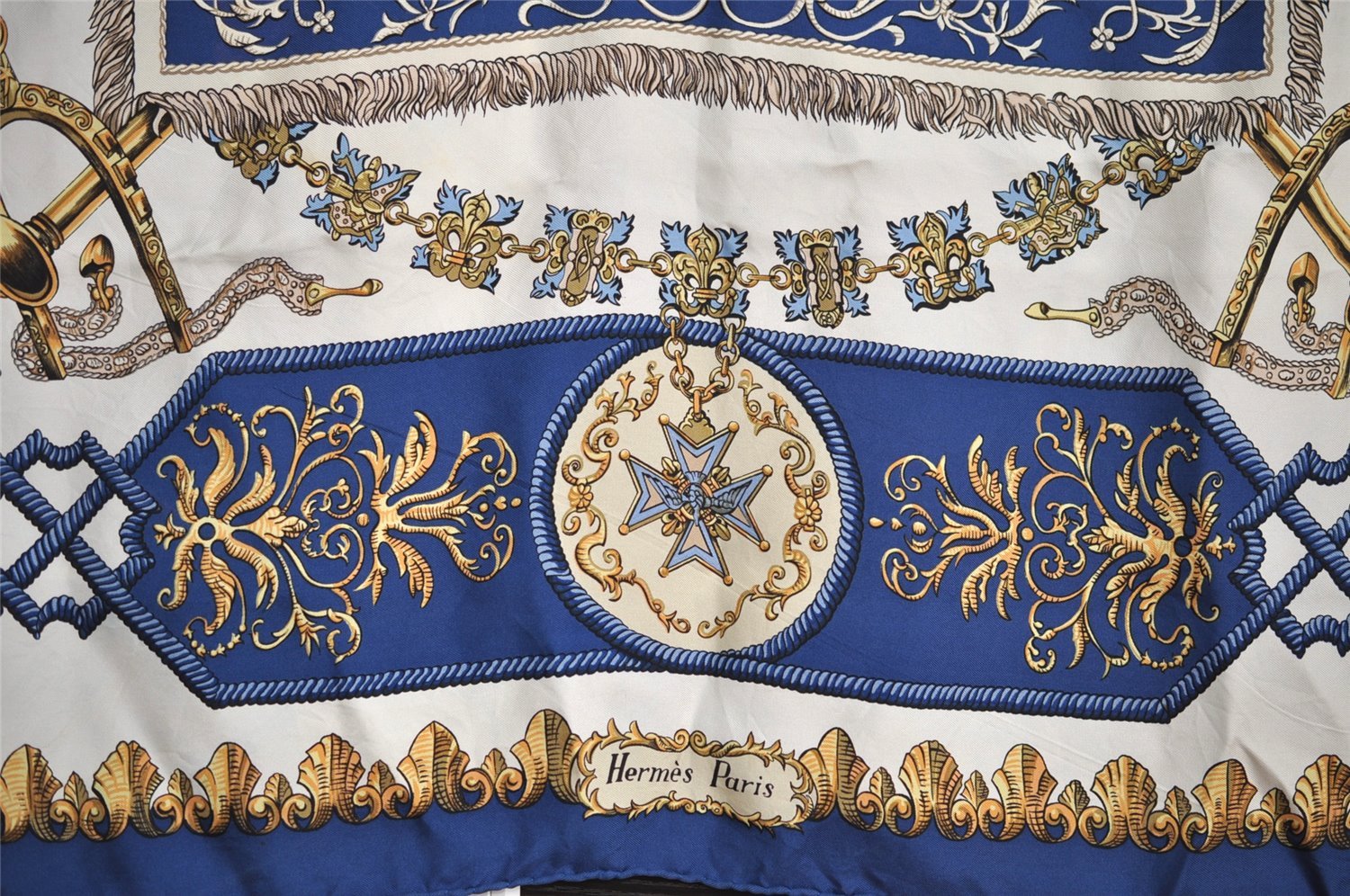 Authentic HERMES Carre 90 Scarf 