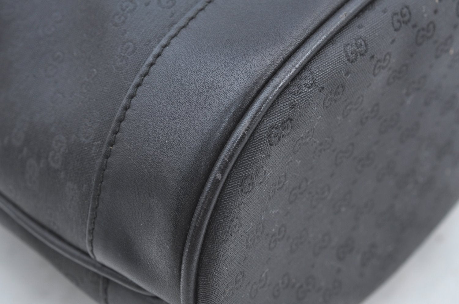 Authentic GUCCI Micro GG PVC Leather Shoulder Cross Body Bag Purse Black 1350H