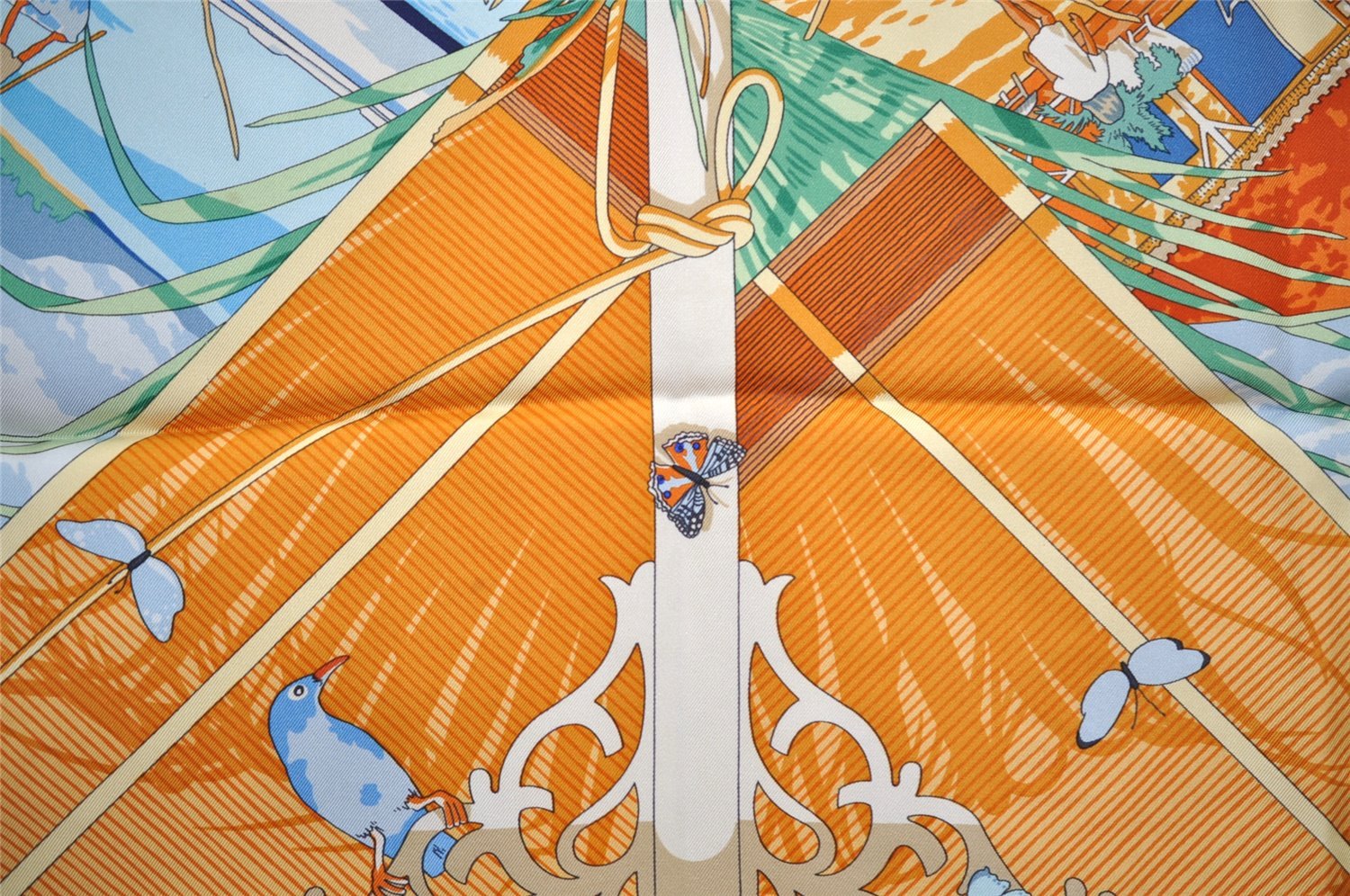 Authentic HERMES Carre 90 Scarf 