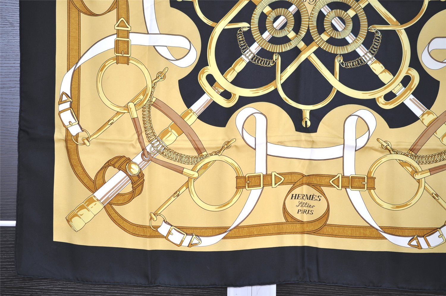 Authentic HERMES Carre 90 Scarf 