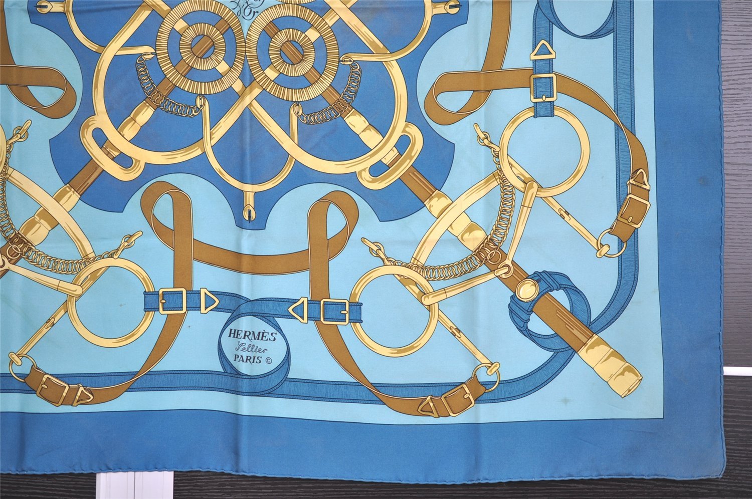 Authentic HERMES Carre 90 Scarf 