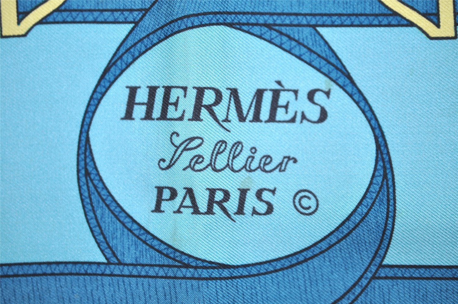 Authentic HERMES Carre 90 Scarf 