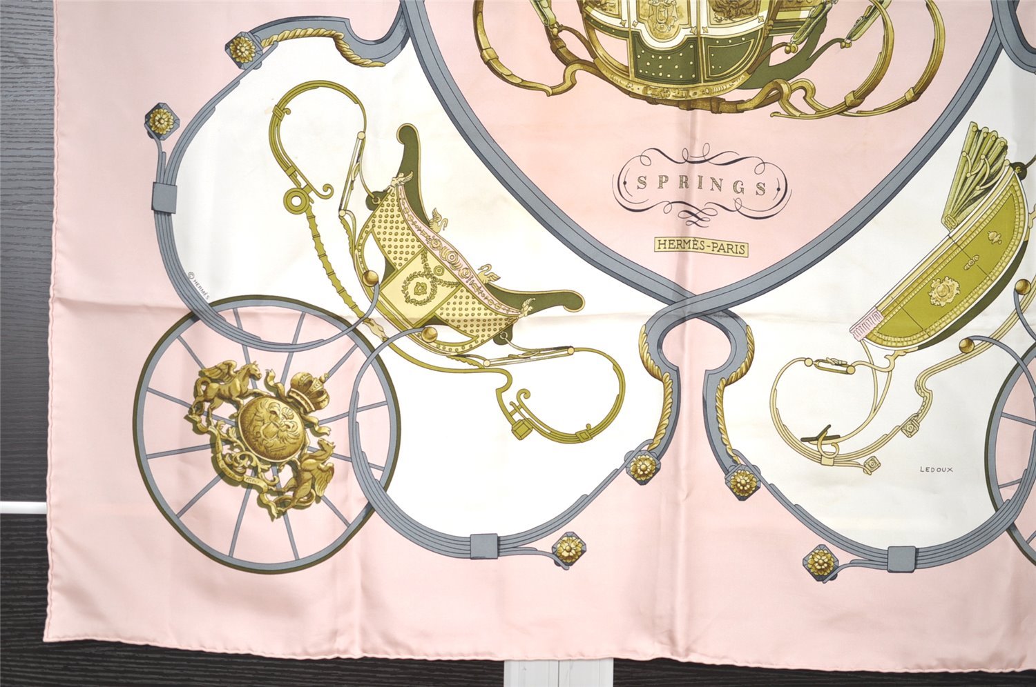 Authentic HERMES Carre 90 Scarf 