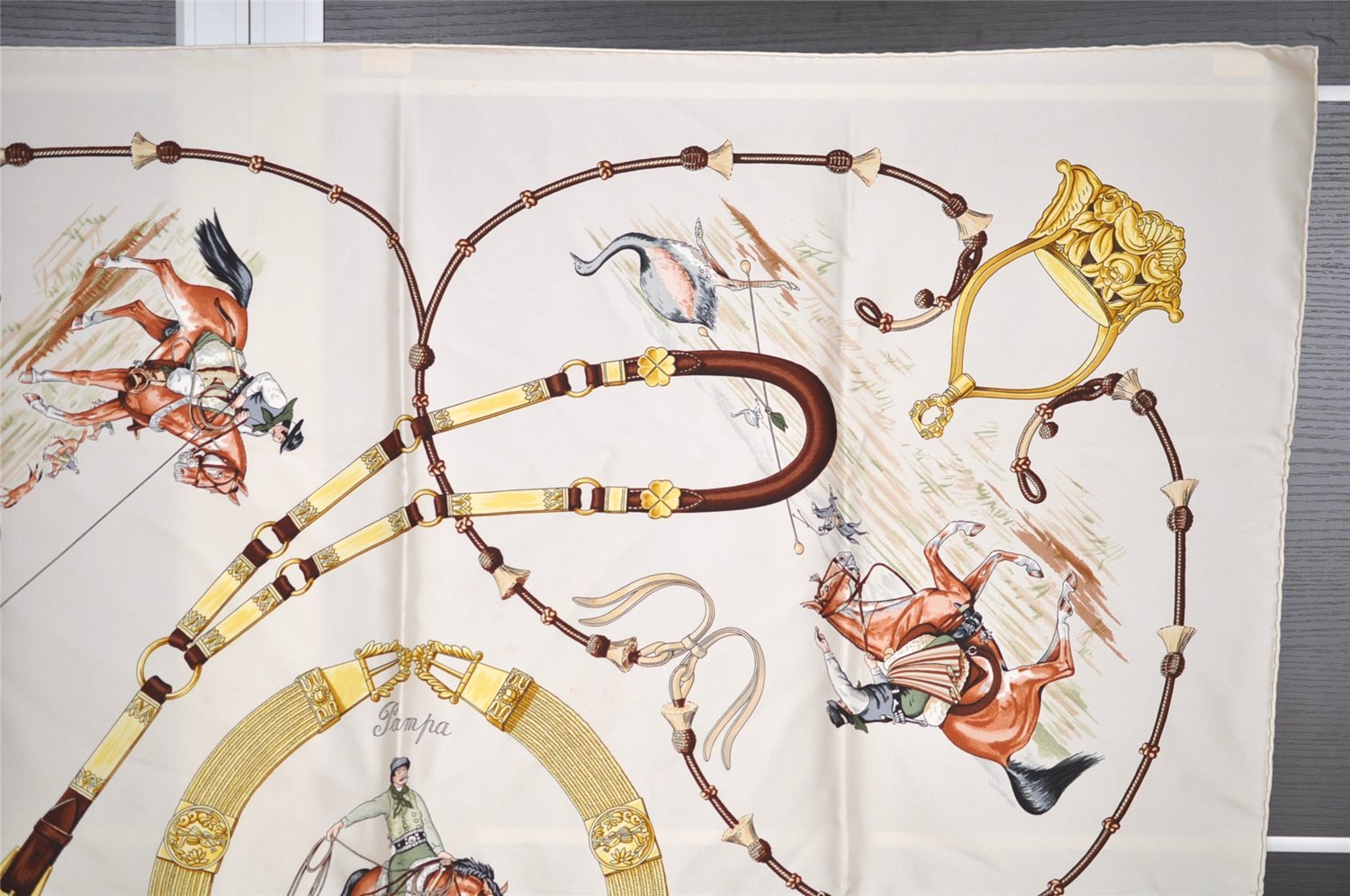 Authentic HERMES Carre 90 Scarf 