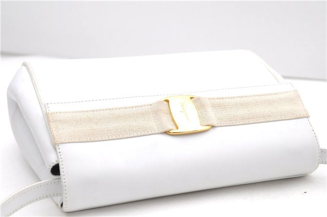 Authentic Ferragamo Vara Shoulder Cross Body Bag Purse Leather White 1366D